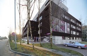 Plāksne apliecinās, ka RTU Dizaina centrs saņēmis Rīgas arhitektūras gada balvu