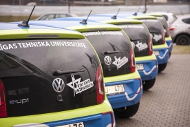 RTU popularizē zaļo dzīvesveidu, rīkojot elektromobiļu sacensības