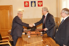 RTU paraksta sadarbības līgumu ar Valsts pētījumu universitāti «Maskavas Enerģētikas institūts»