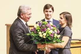 RTU rektors Leonīds Ribickis saņem Cicerona balvu (fotogalerija)
