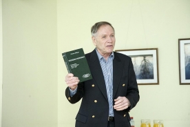 RTU atver Latvijas aviācijas vēsturei veltītas grāmatas